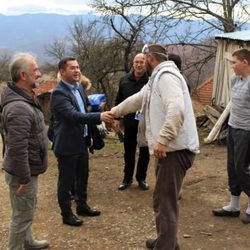 Todić u lešku 720x481